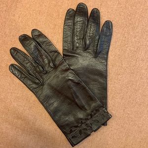 Vintage Chocolate Leather Cutout Gloves